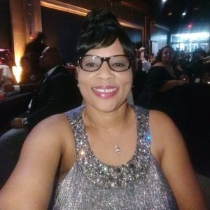 Meet your Posher, Vickie